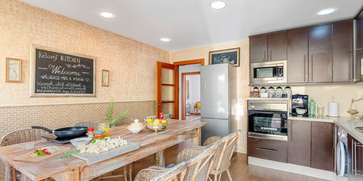 o_1irpuf55n1ntbbr71n1m6n2laf32