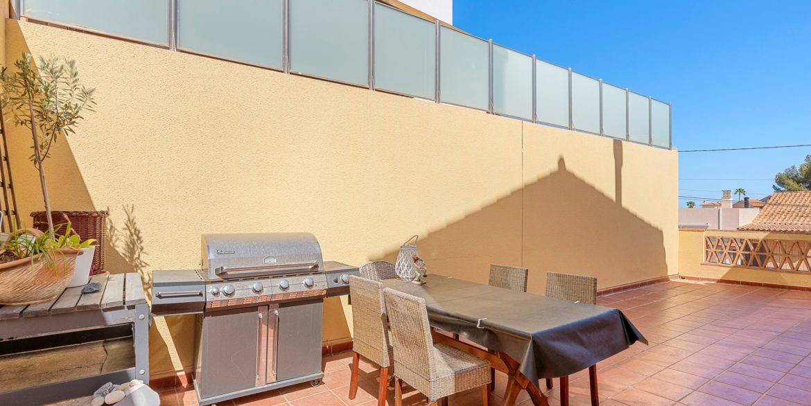 o_1irpuf55o1rh0mlk92o1mdr1csb41