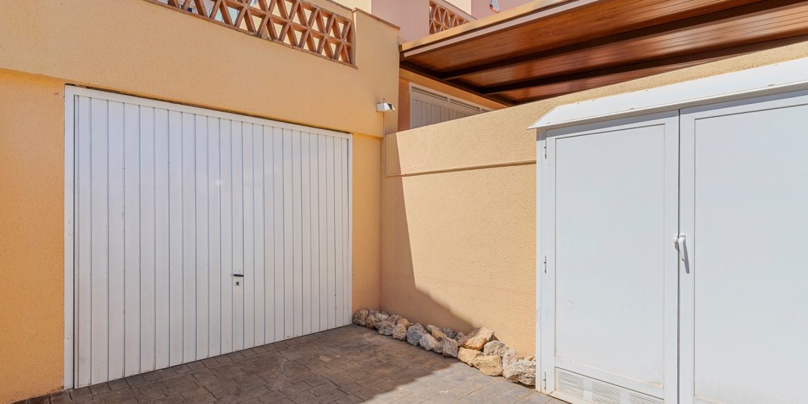 o_1irpuf55ov637m21hkl10klee748