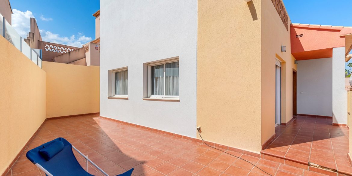 o_1irpuf55ovq9mukfae1fio2r443