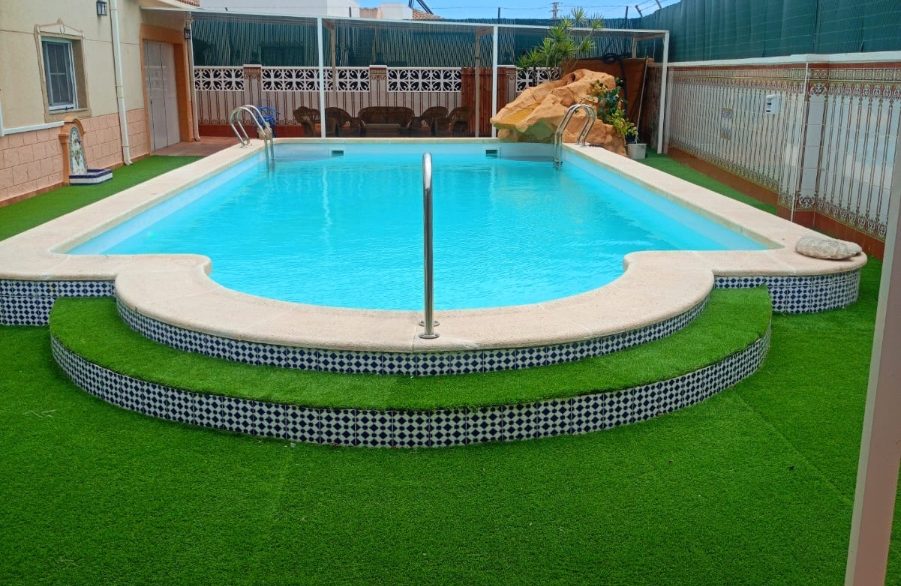 o_1irs007203gu1pvae2413n11i1q1g