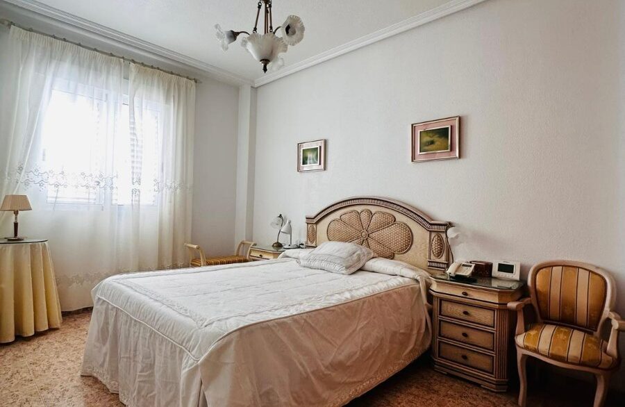 o_1iru4j3dtm0916ek1k4t1jobt732n