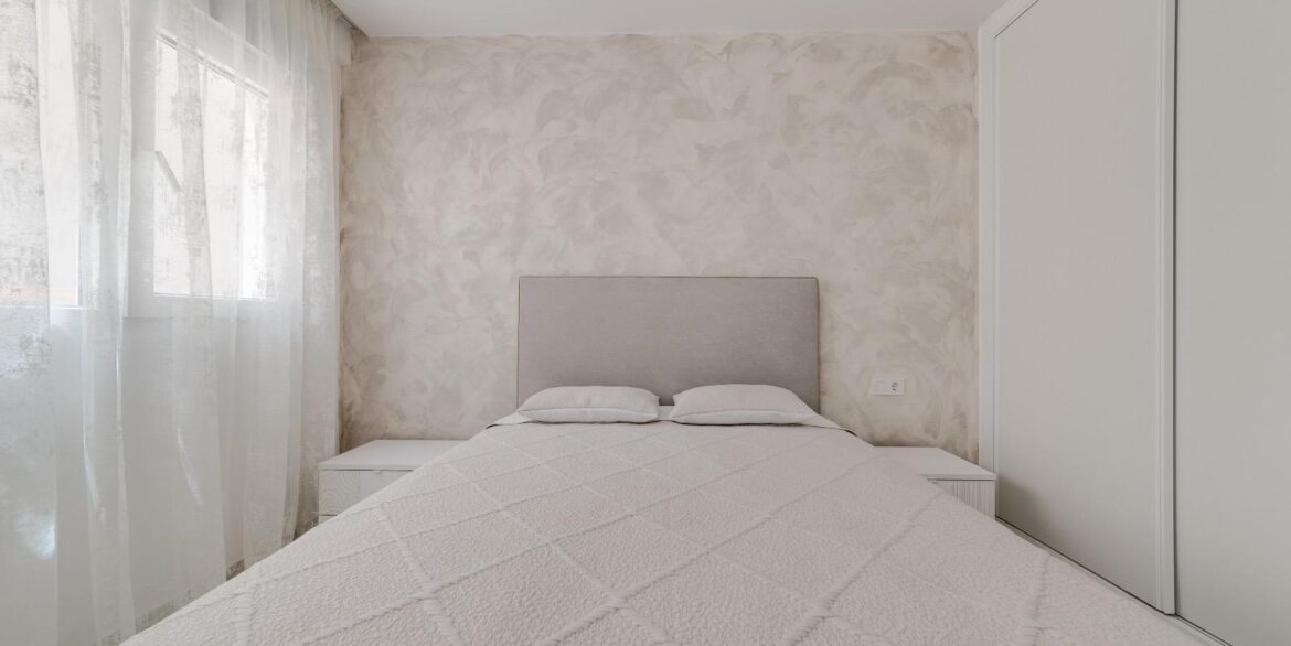 o_1iru73sf66111q8i1aen9g41jcu2n