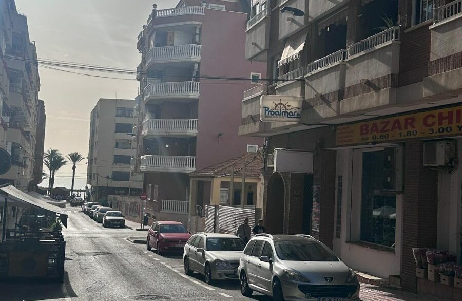 o_1iru8f4m72kk1lmk6dd1sc80e2e