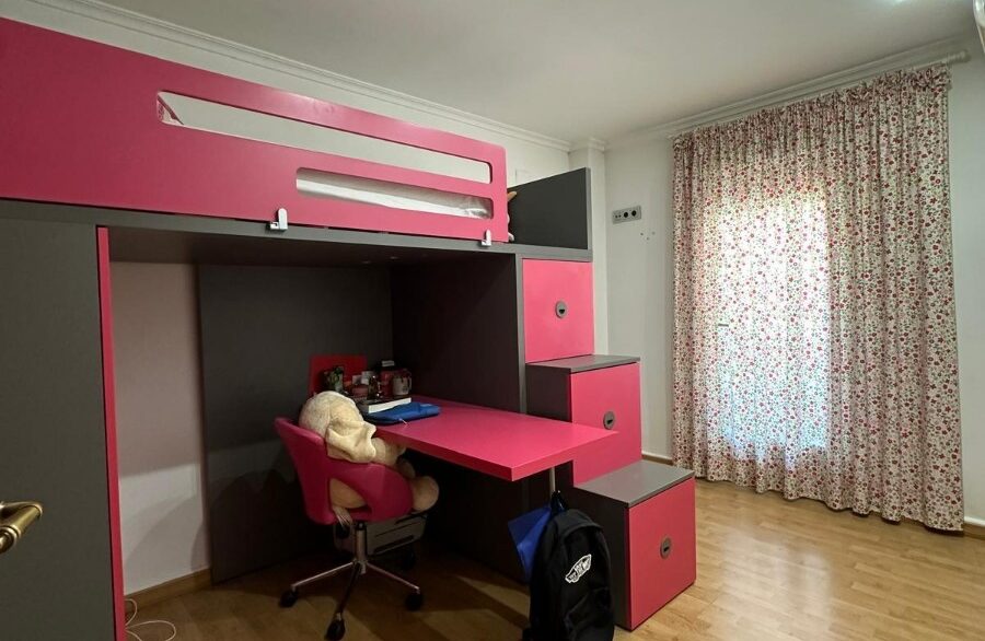 o_1iru8ts025c615nvf5h1e0i1o632f