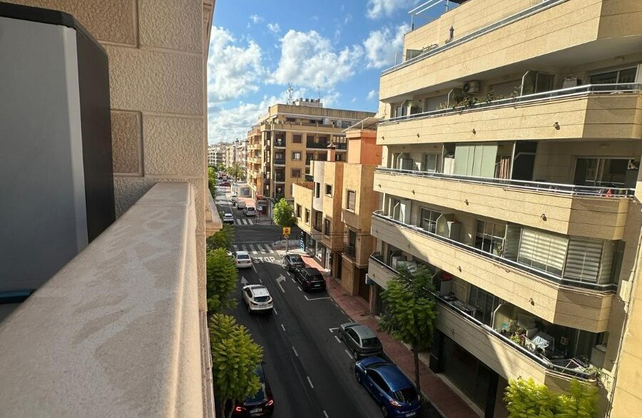 o_1iru8ts02hbcm23chrcn0imt2p