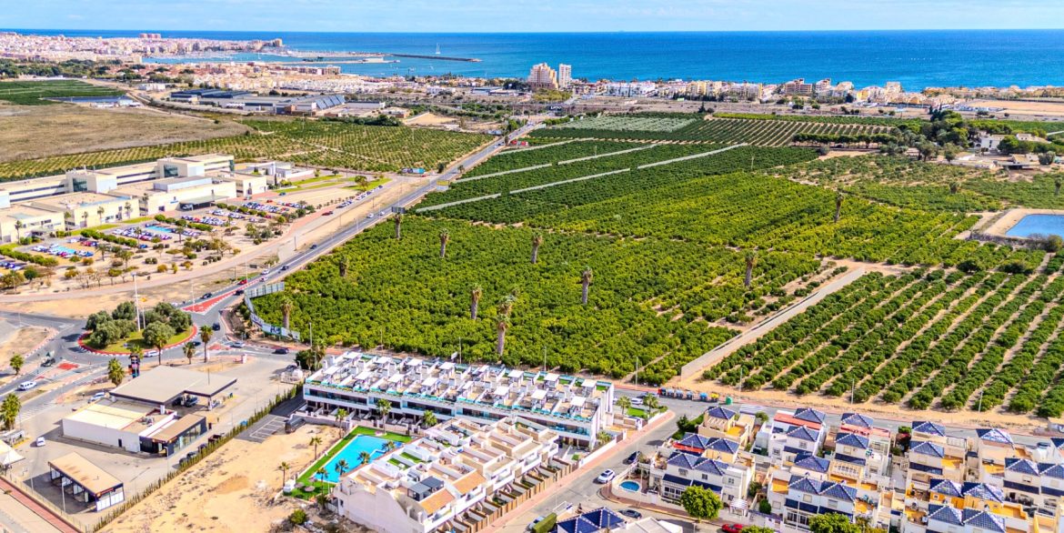 o_1isnk17ut43sinssbt1rfm13td2d