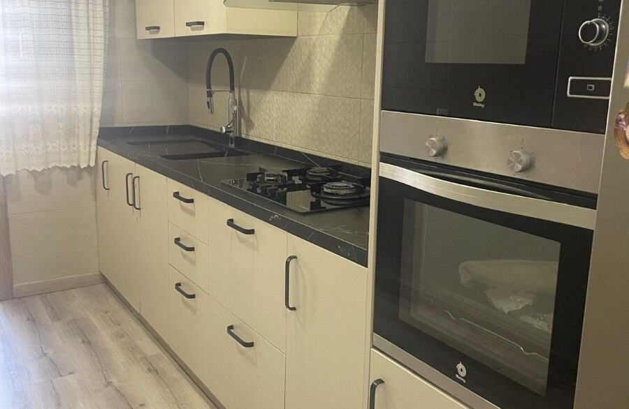 o_1ithrof9skkj57514831dmp1nes2a