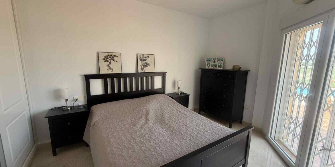 o_1itiblvt01arsri41o5pae81ei23a