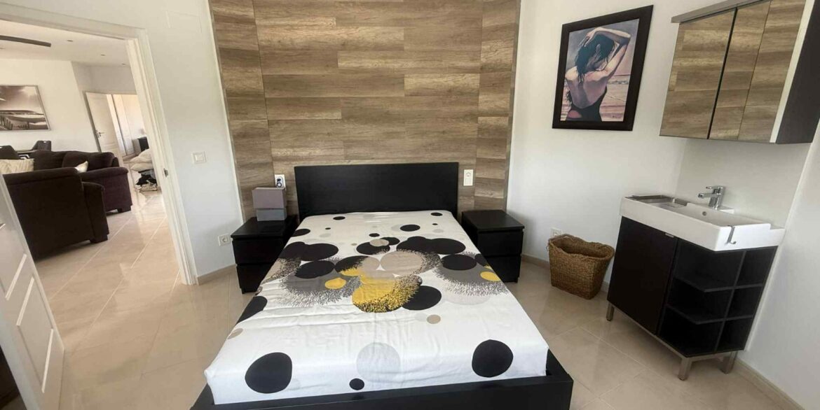 o_1itiblvt01numfannprfiq167q33