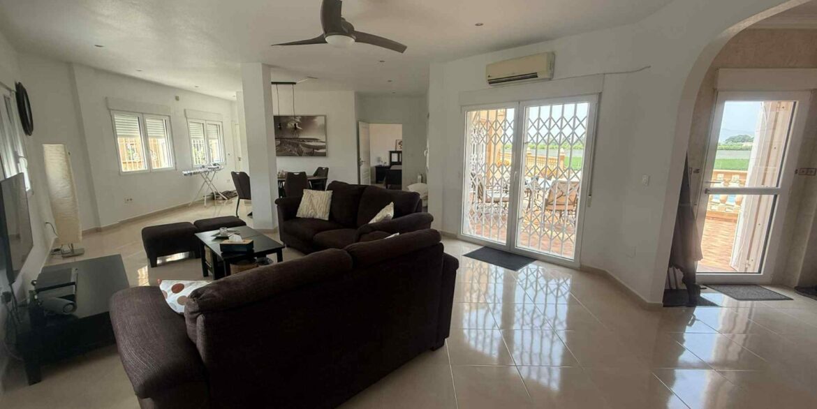 o_1itiblvt0i47mnl1jh714tfig737