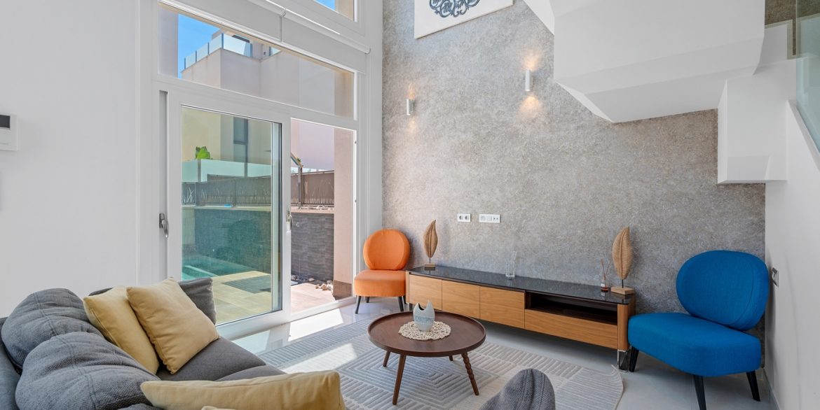 o_1itphpcls11j71fnn16h7mmvrgq3c