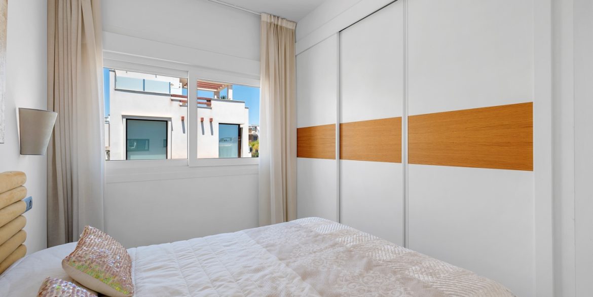 o_1itphpclsa8m1o6f13599dj185d2s