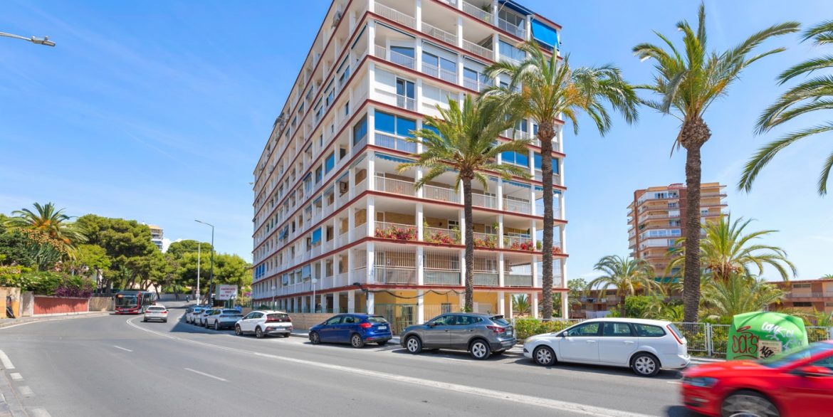 o_1itpjql3u1tic1fc4fk18j01nli3j