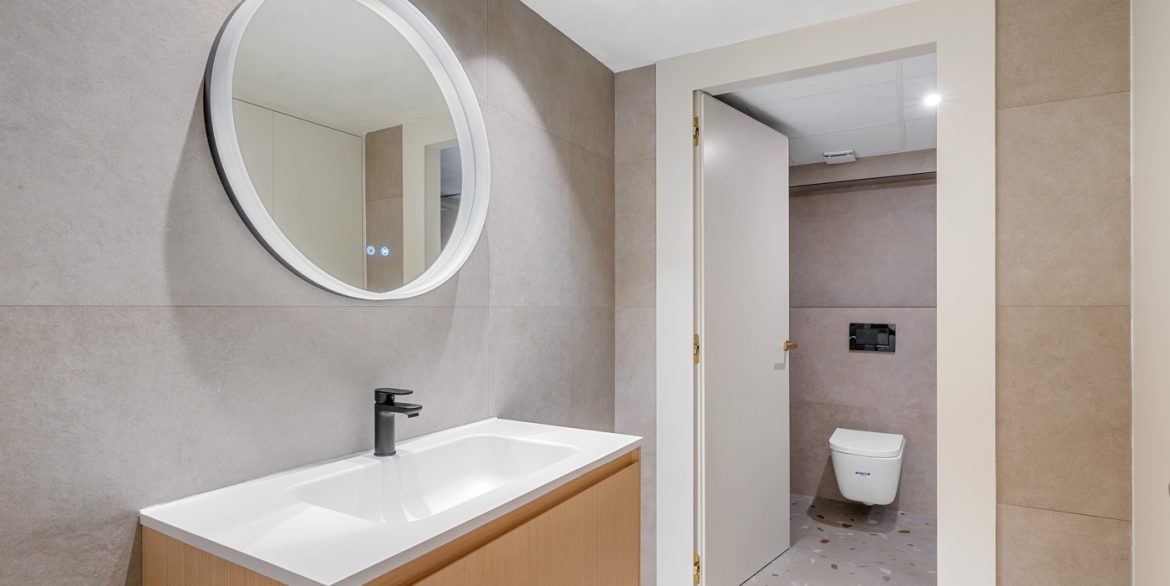 o_1itpjql3u95a115o1441co419pb3k