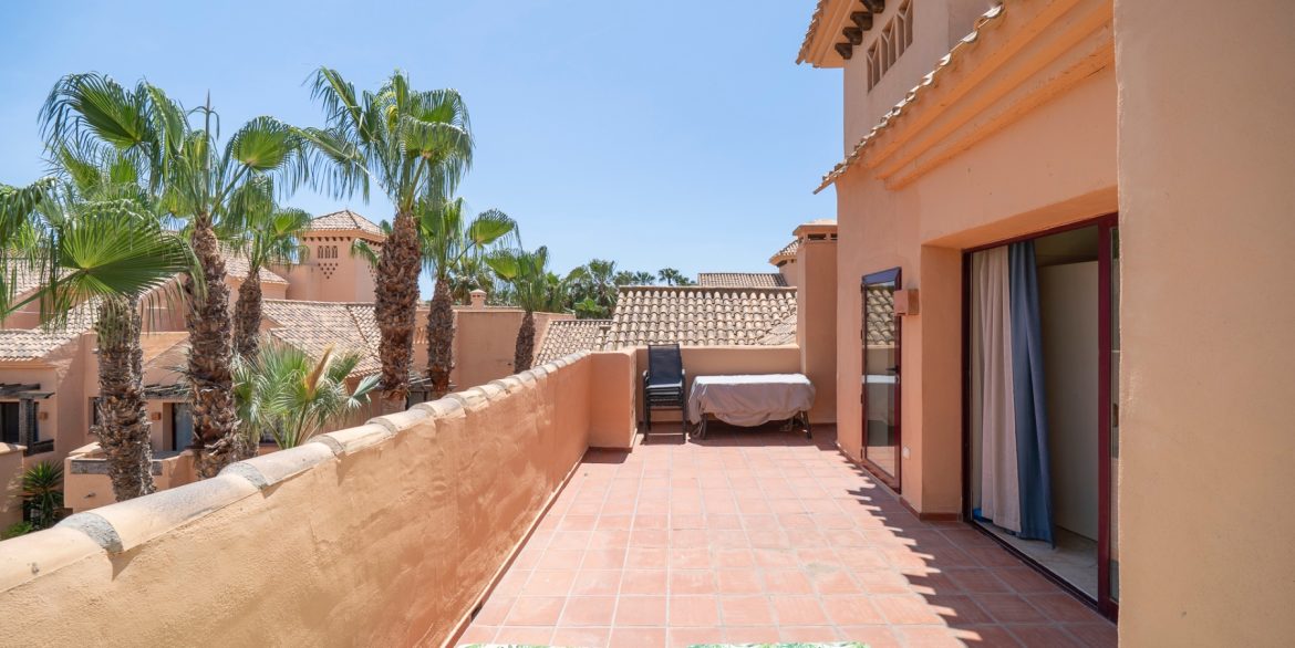 o_1itqfik3pmrh9ls4k2p2eepi3l