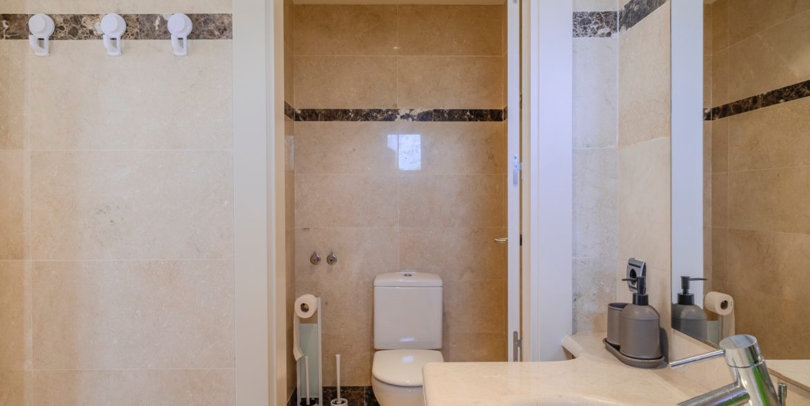 o_1itqfik3q3cv80316t3vka12p73r