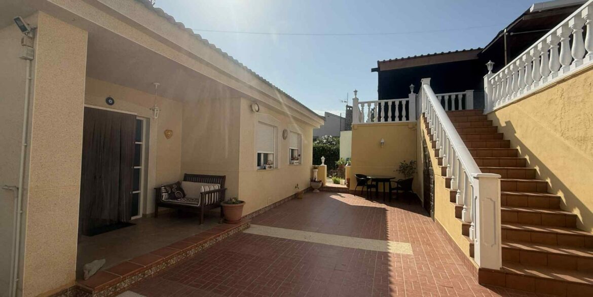 o_1iu6idkv113rd1khvj3h18prk3g8c