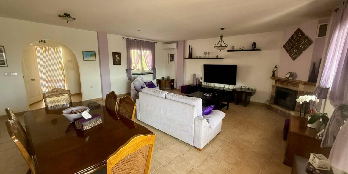 o_1iu6ie4491lks1m7f1h2p1jc7kukc1