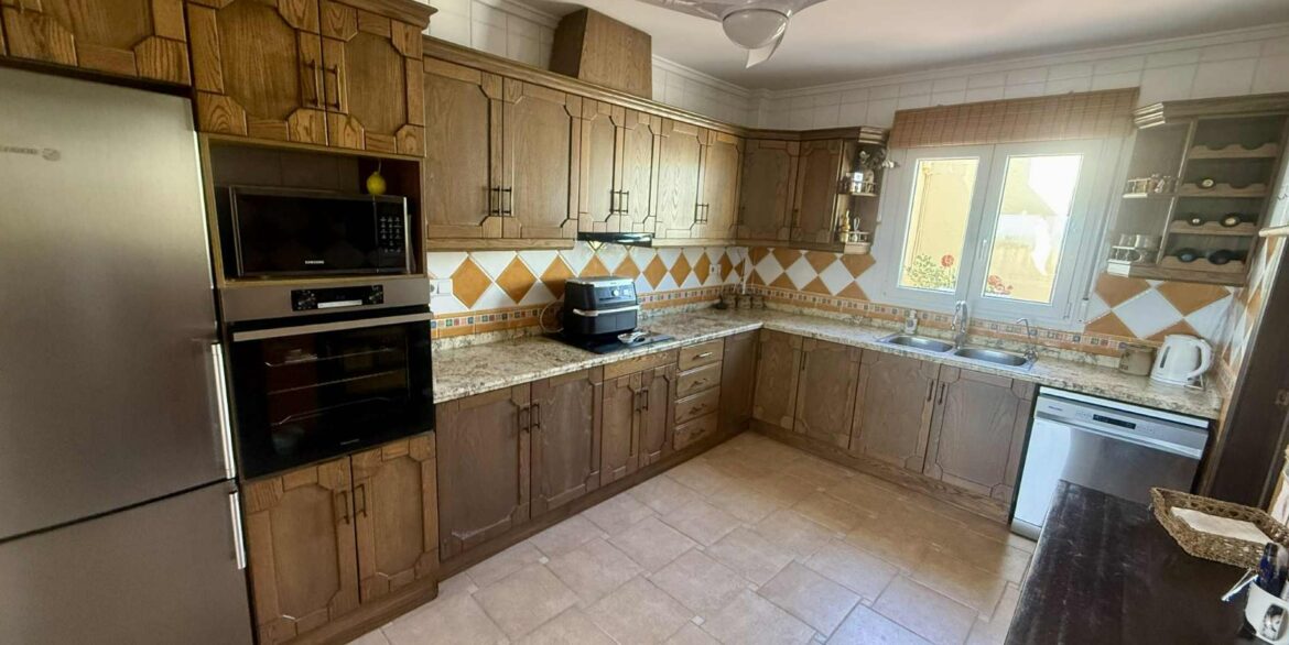 o_1iu6ie449s0rf3m172081b1marc4