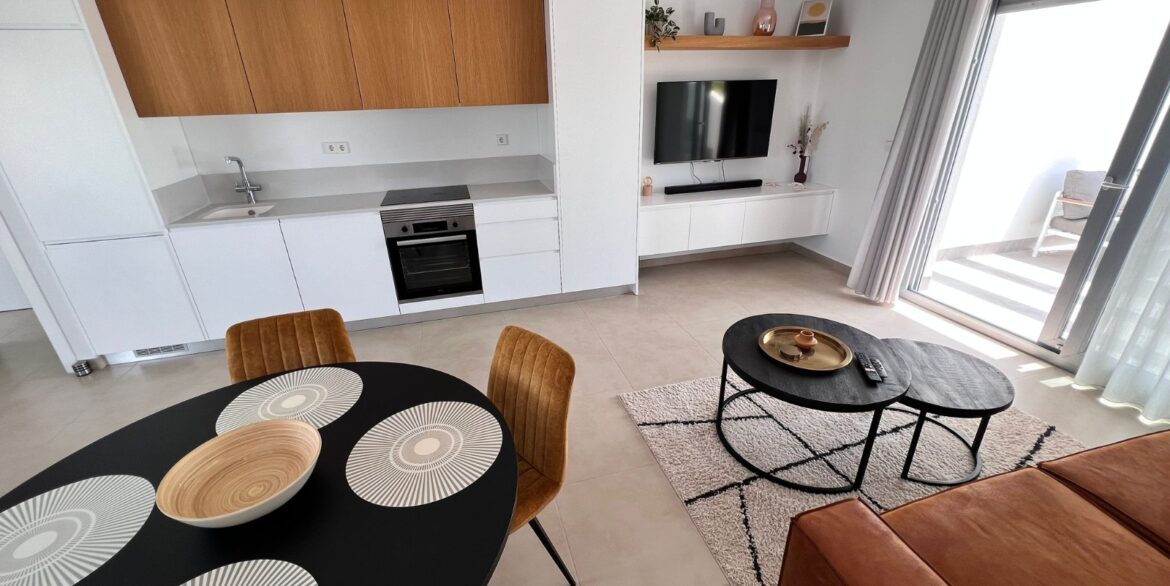 o_1iujk49bfin554k122h1hjg1nl22a