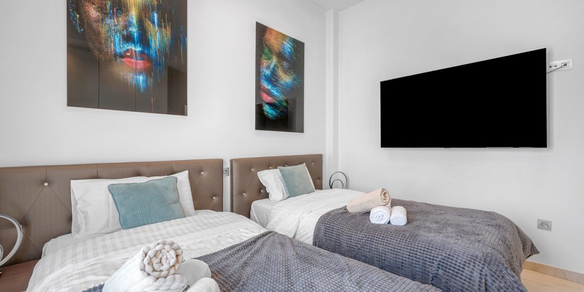 o_1ivffhech1sdp1cfc9a993nldb4e