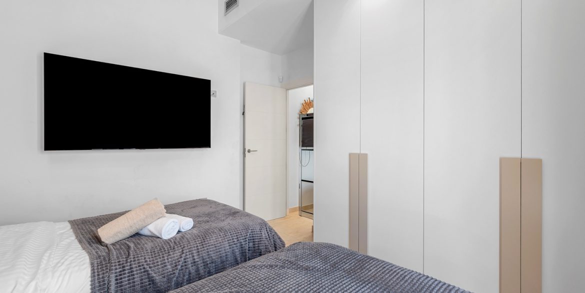 o_1ivffhech34ot5bupicv5gkv4f