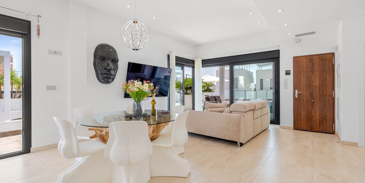 o_1ivffhechlvp1q35hpo1chqcgm42