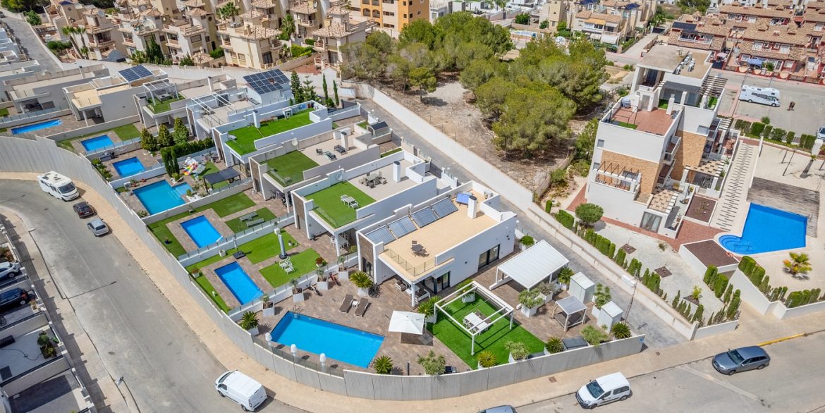 o_1ivffhechoev14ogt068c81peq4k