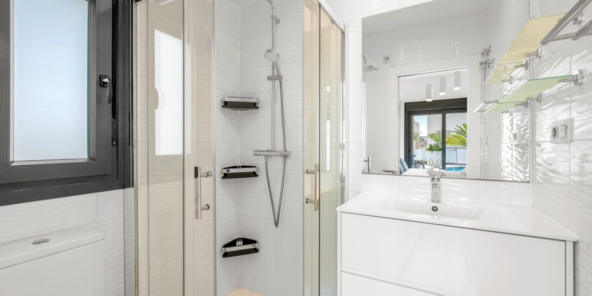 o_1ivffhechvf9c3d1e231mrv16u341