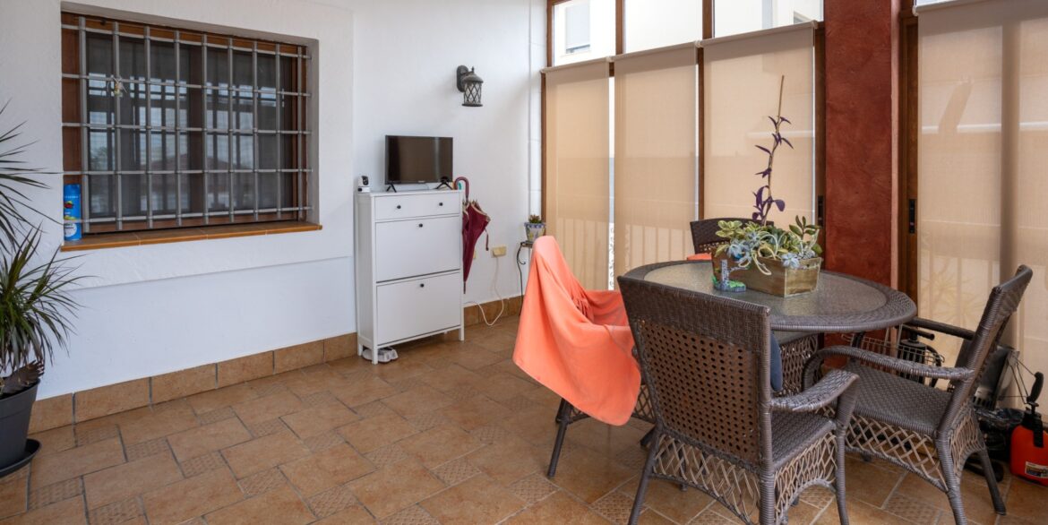 o_1j06u14n210k81tg01l5u1ft71g9m4e