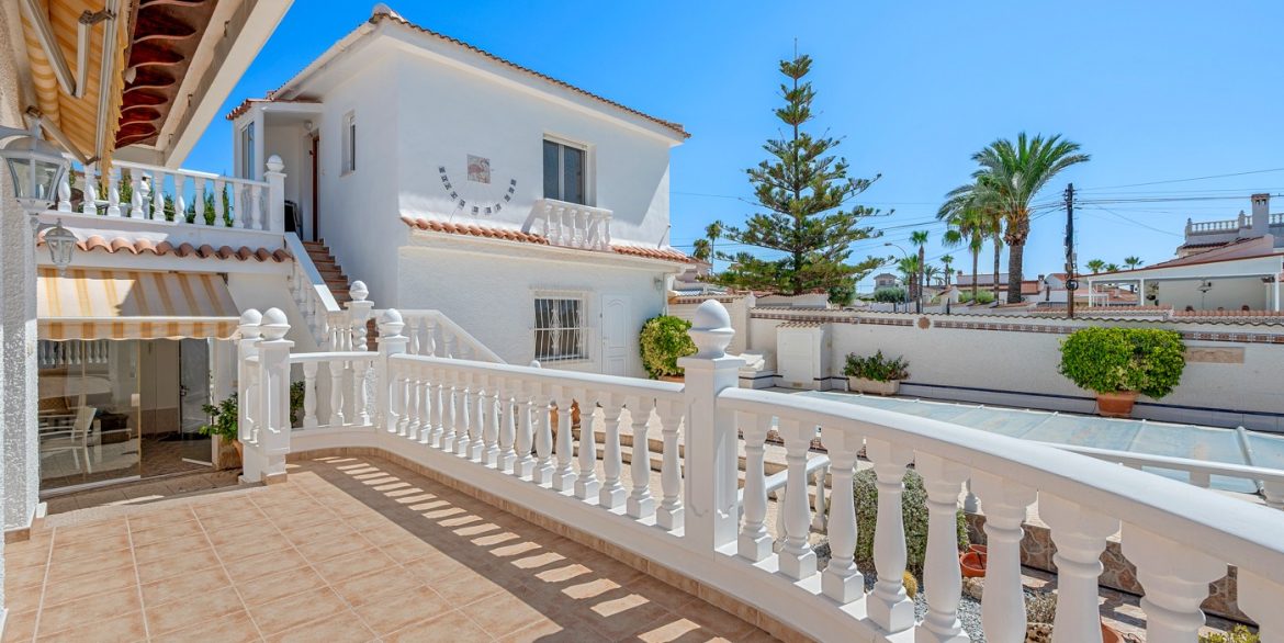 o_1j0r66r3s1bsccc8c3d1muf12bt2r