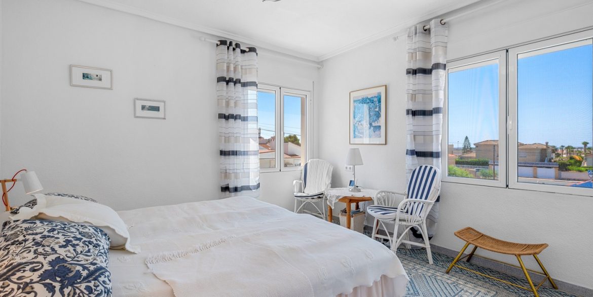 o_1j0r66r3s1g3t18ch13d1gc11mdt3c