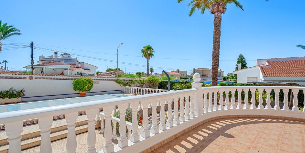 o_1j0r66r3t1tud1fvn10s218sas2g44