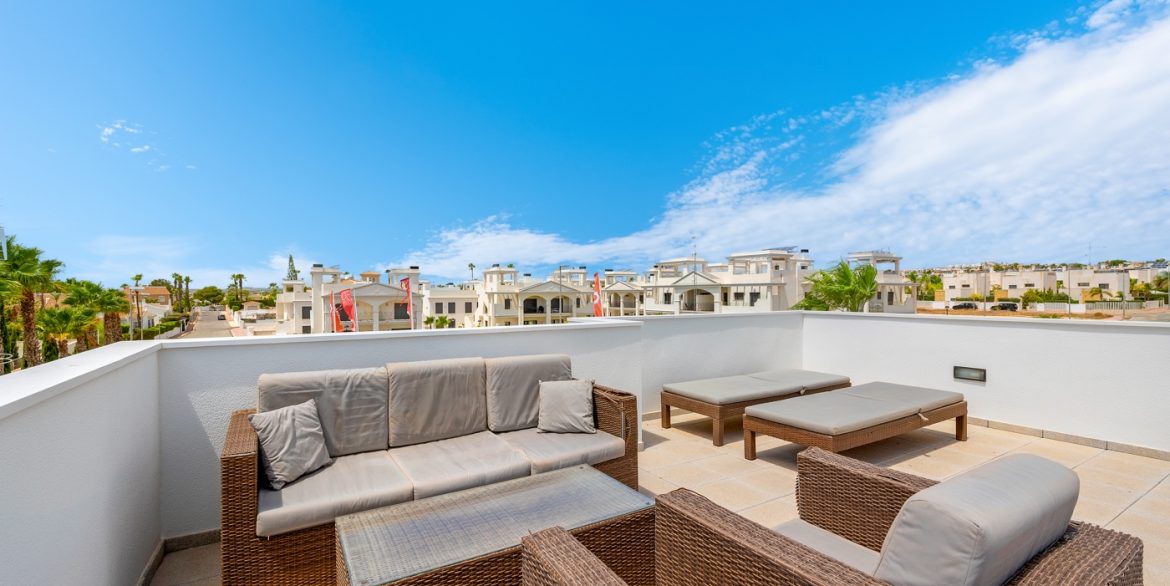 o_1j1da21q2bgr7tc199u9os1drq3d