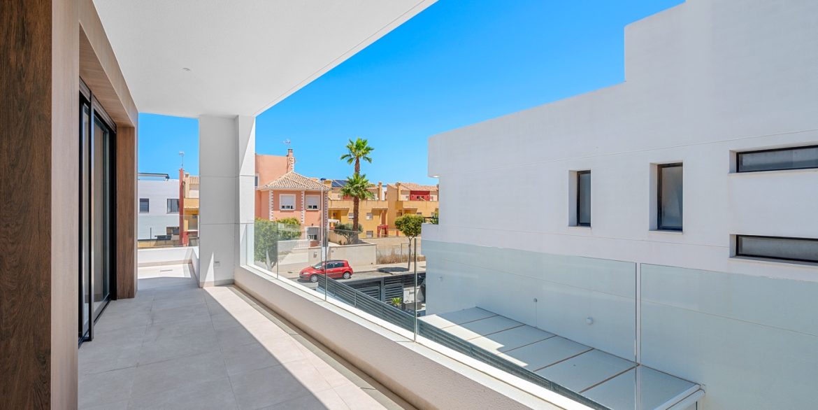 o_1j22kpn5mmsrs416q0jtsp9p4d