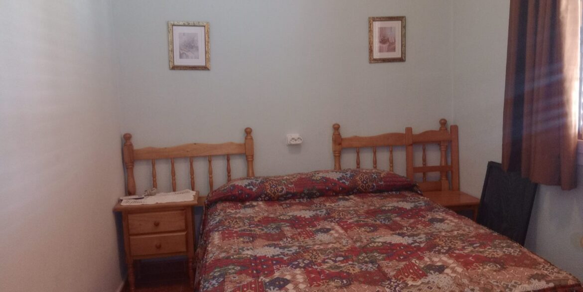 o_1j2evklndoln9hur6097812oa33