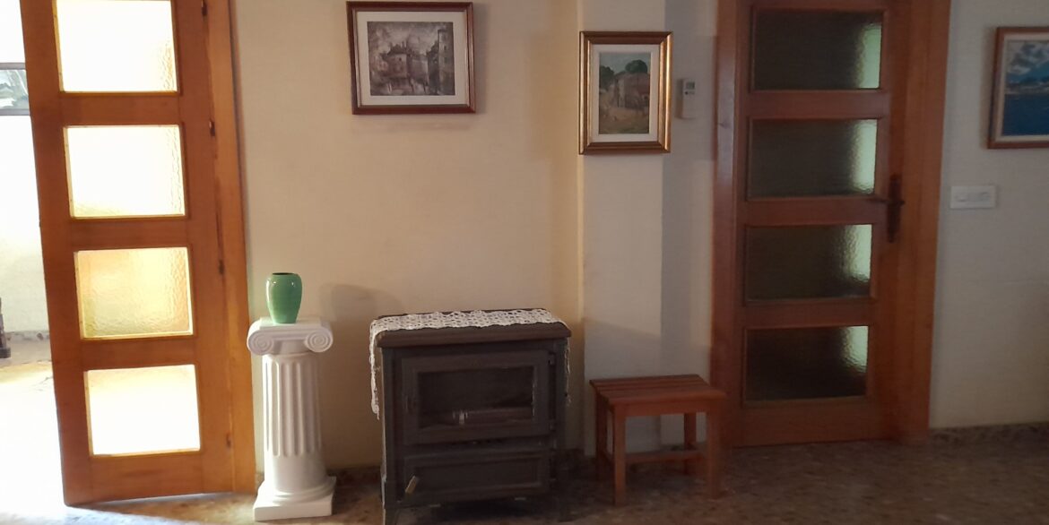 o_1j2f1klve1471lk0863tssj5e2s