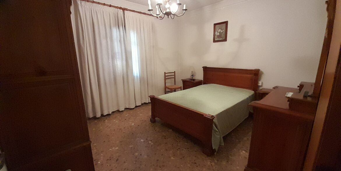 o_1j2f1klve1cge1ti51io61rhjsn830