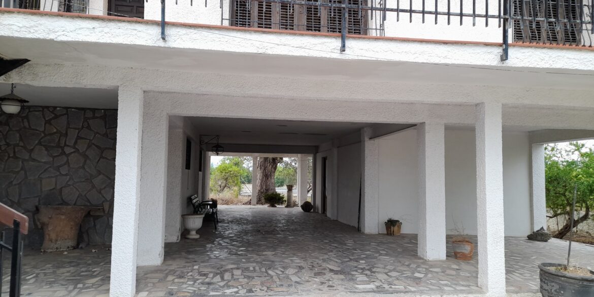 o_1j2f1klve1flqe42bqq7at1hpa2n