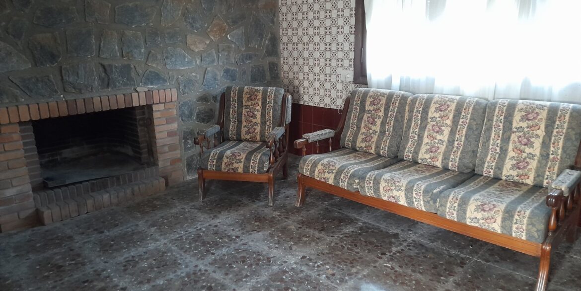 o_1j2f1klveqqctie9vu1br4udu37