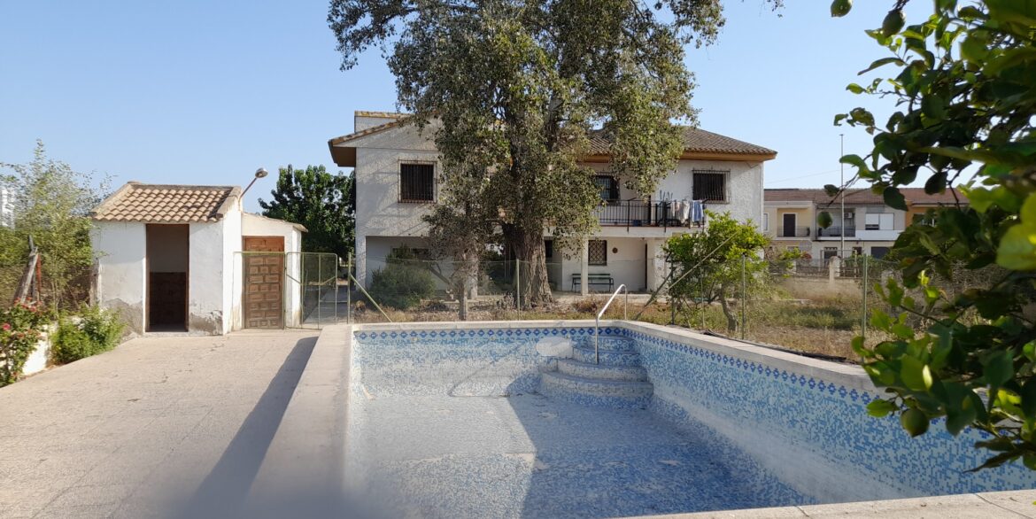 o_1j2f1klverbs807ghe1iki1cqe3j