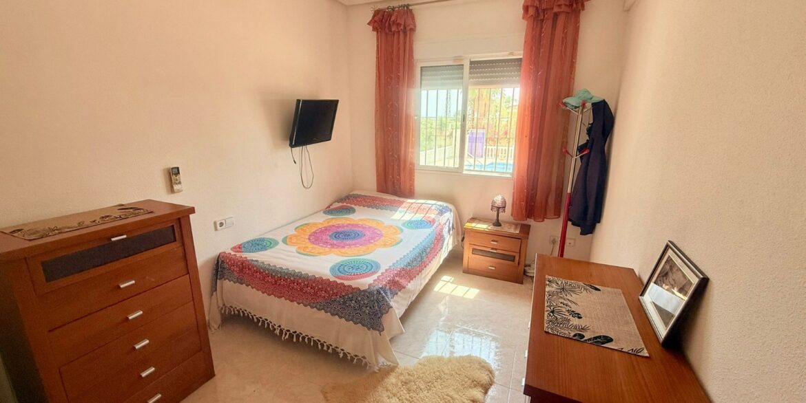 o_1j38iga89srdqr1pcnl9e1oj13n