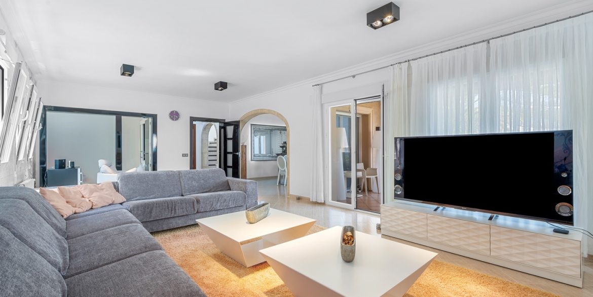 o_1j3dh8o8f1c21mh9khf1vdd12tu4v