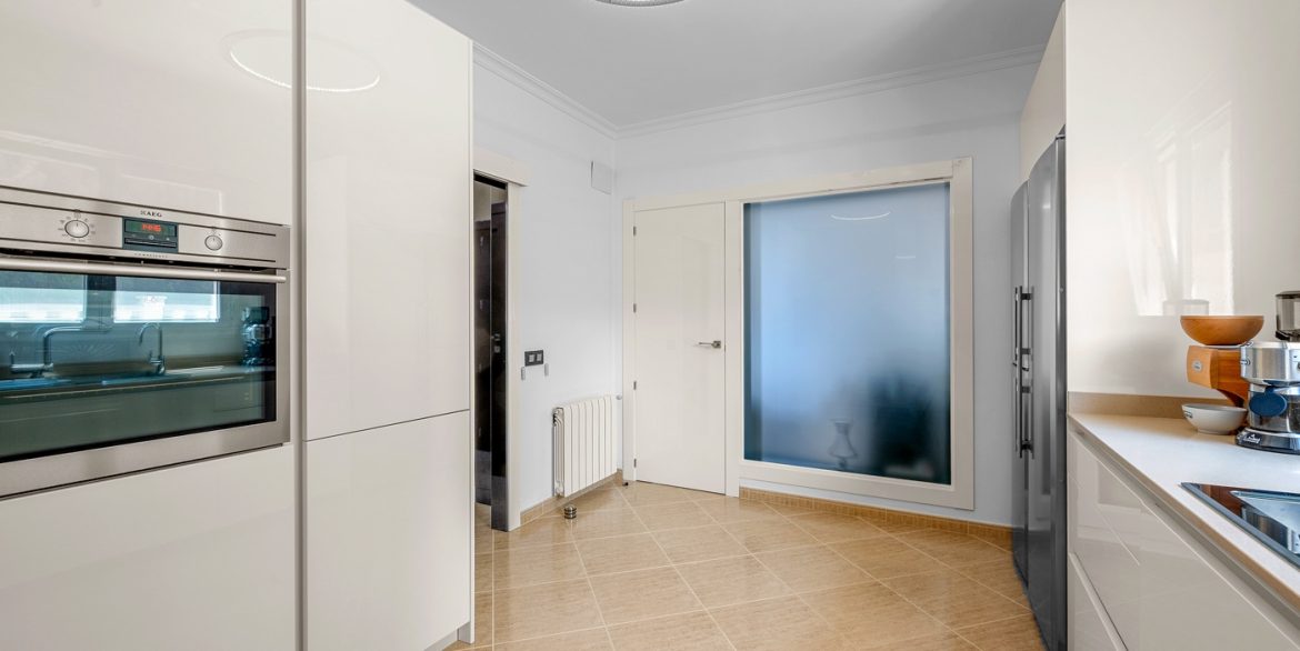 o_1j3dh8o8f1nmg8if1dsaoppbk841