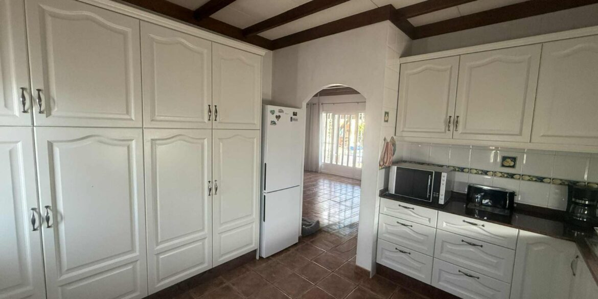 o_1j3gggthke0s1t5e10qk1f6dauneg