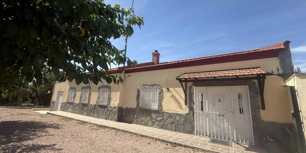 o_1j427rn1916sj1bm01fpuas8k6h2e