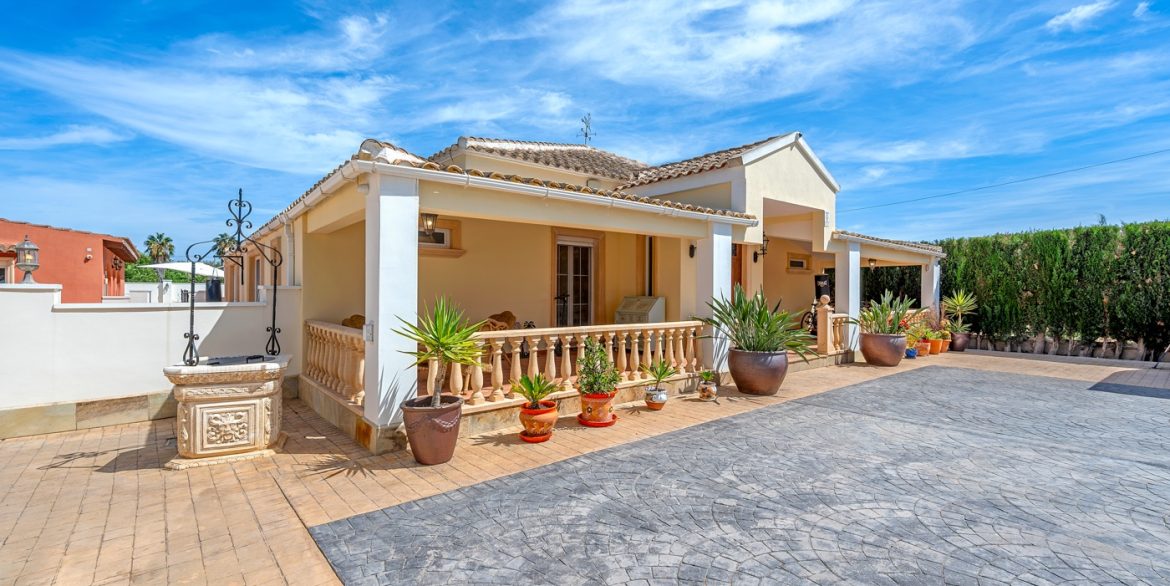 o_1j56e1num11861fta50o17ru1p1f3t