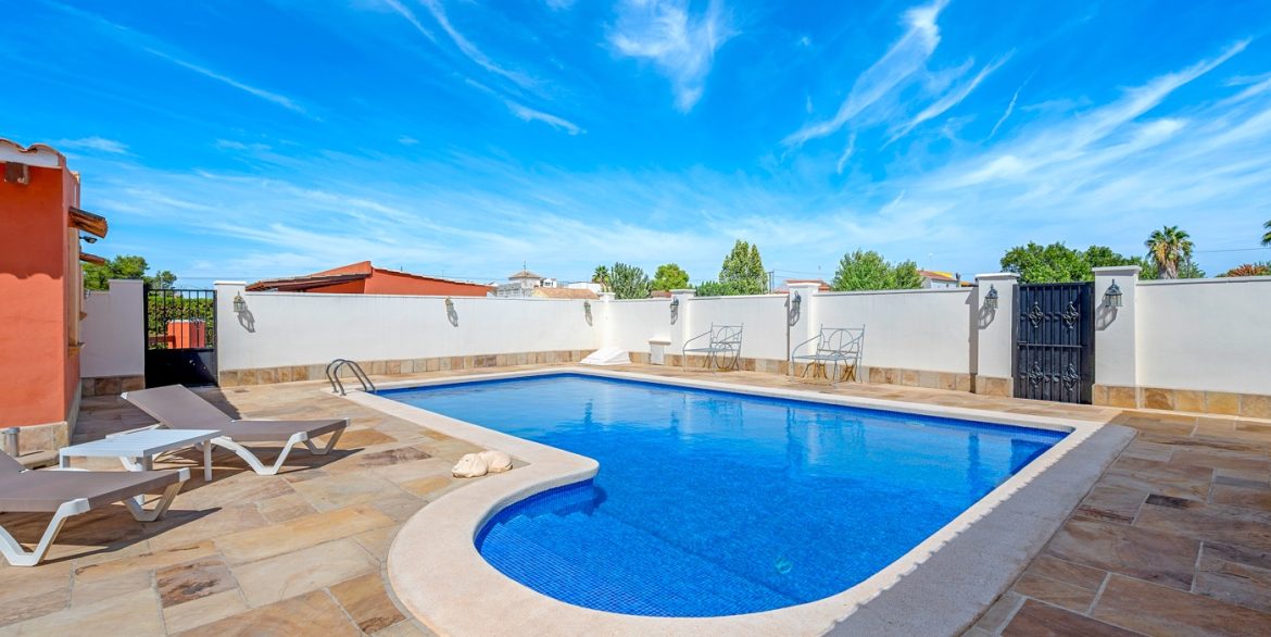 o_1j56e1num8erri24sb1oe0tja4b