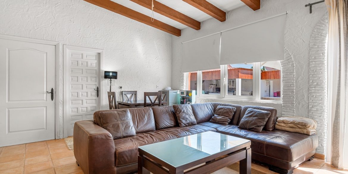 o_1j56e1numu8015h51bh81urdnf14o